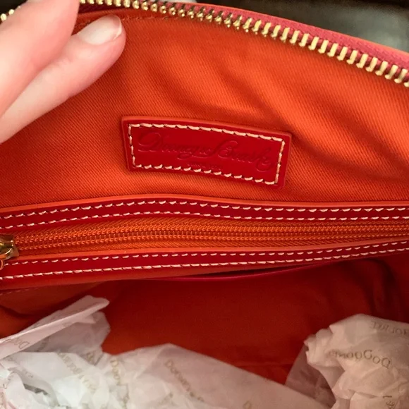 Dooney & Bourke Snow White Bag - Picture 5 of 6